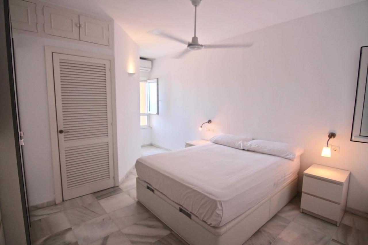 Apartamento Ventanal Al Mar Cadiz Bagian luar foto