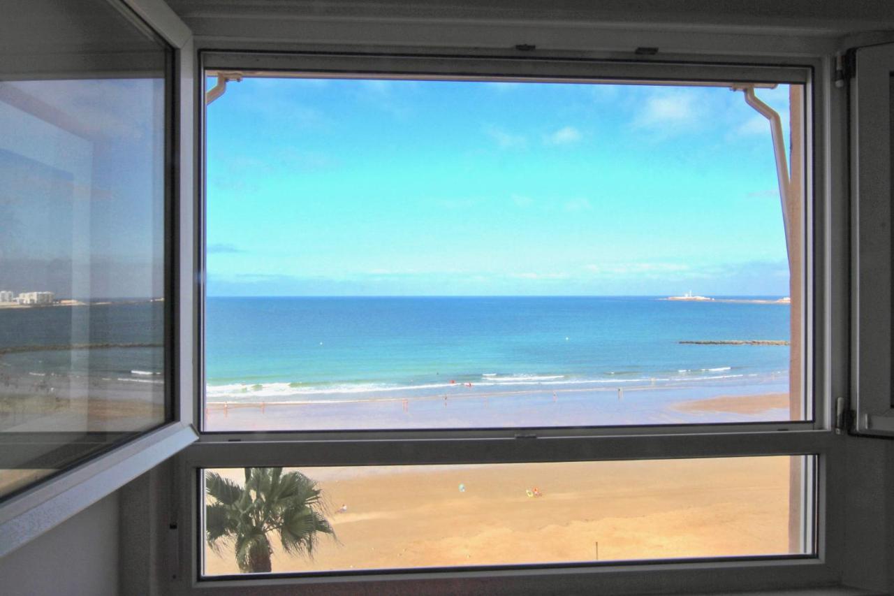Apartamento Ventanal Al Mar Cadiz Bagian luar foto