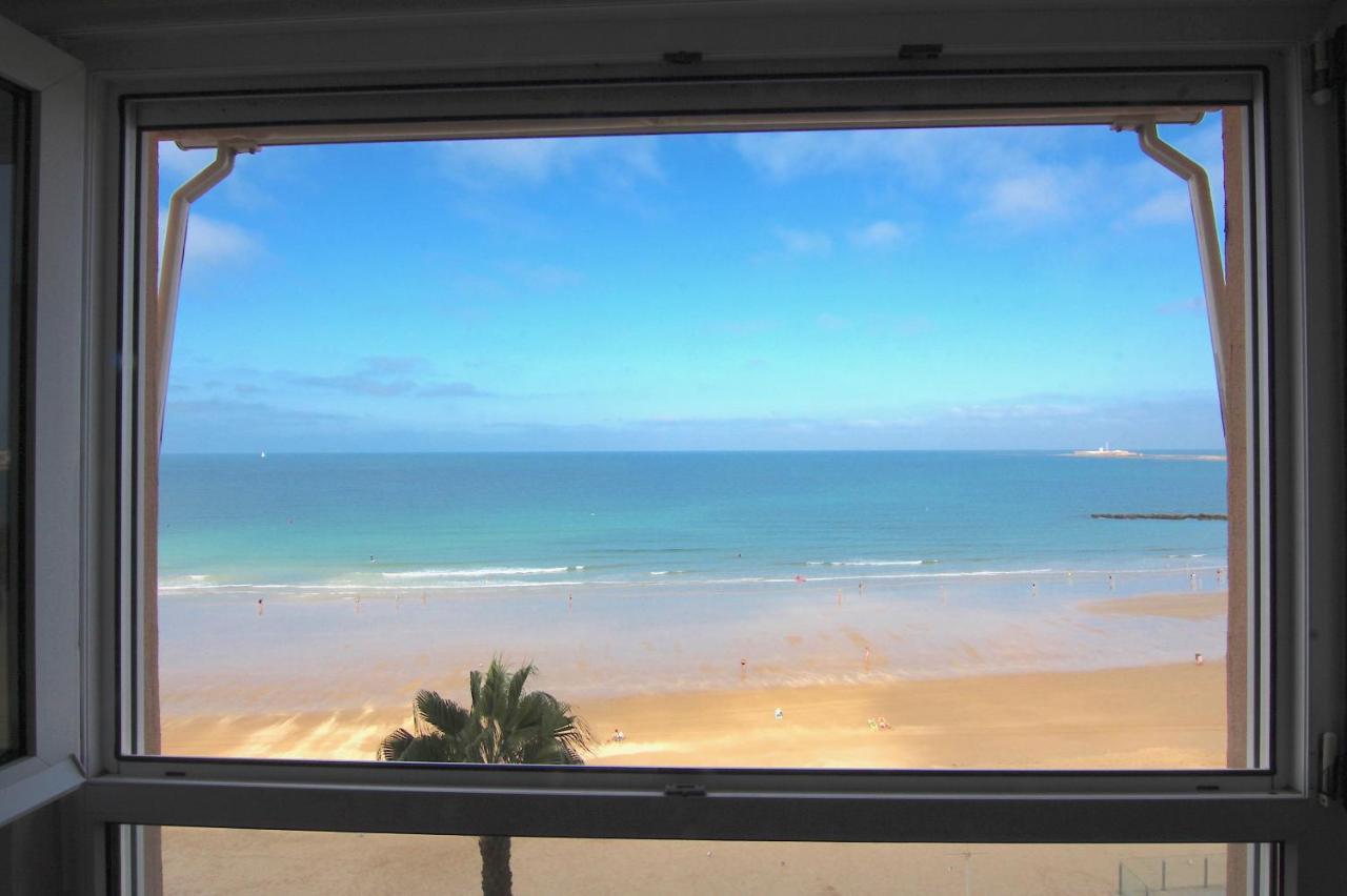 Apartamento Ventanal Al Mar Cadiz Bagian luar foto
