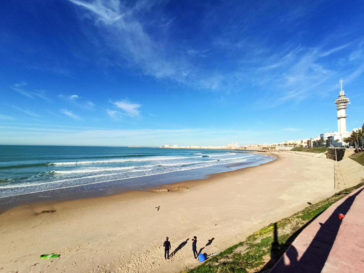 Apartamento Ventanal Al Mar Cadiz Bagian luar foto